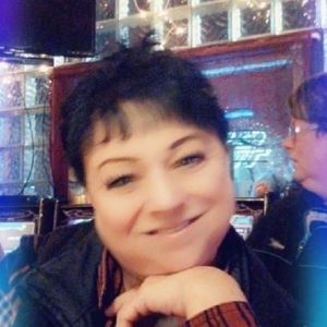 Meet your Posher, Polly